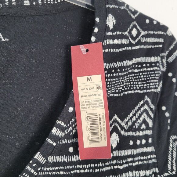 Merona Short Sleeve Shirt Stretch Top Geometric Tribal Black White Size M NWT - Picture 5 of 7